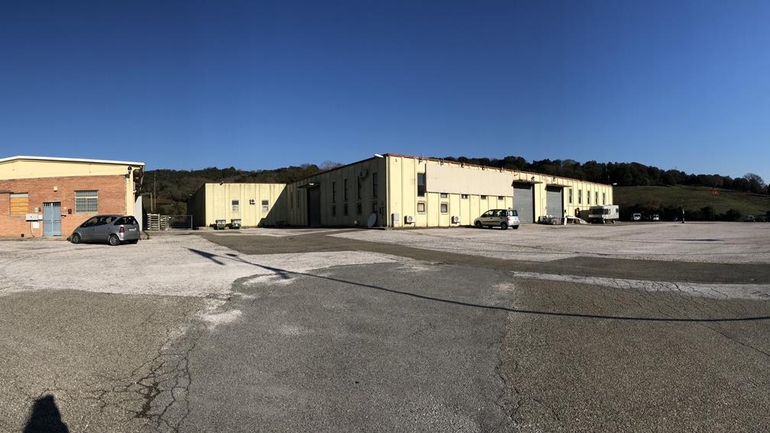 Foto immobile CENTRO COMMERCIALE SA.MA. SRL -  Loc. Cerrosughero - Campagnatico - Immobiliare BROKER 552 Grosseto