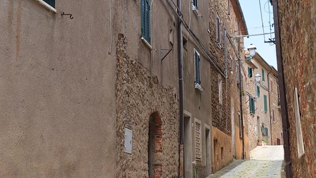Foto immobile Vetulonia, via Vittorio Emanuele 9 - Immobiliare BROKER 552 Grosseto